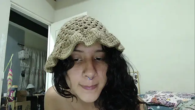 AlinaWoolf  online show from 4, 6, 2026