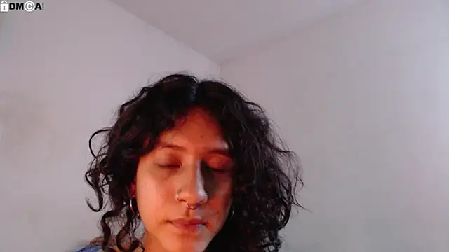 AlinaWoolf  online show from 7, 3, 2026