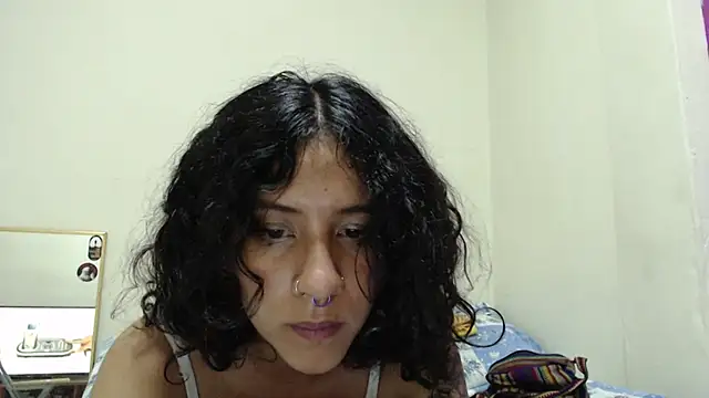 AlinaWoolf  online show from 15, 4, 2026