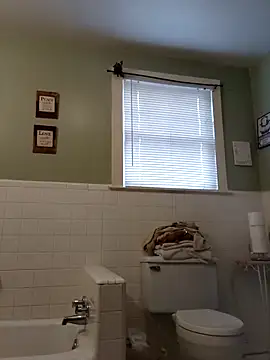 mariah2299 online show from 10, 12, 2024