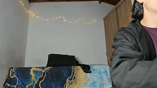 Snapshot of Tristan_fantasycam chatting on 22, 4, 2026 Tristan fantasycam online show from 22, 4, 2026