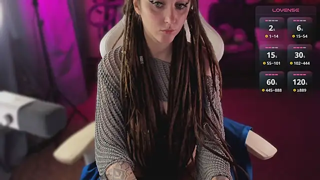 CutieMaevee online show from 18, 10, 2025