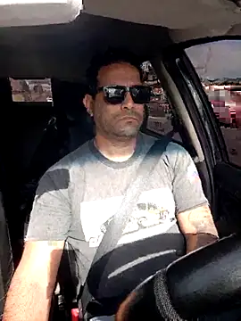 hecwil8 online show from 1, 11, 2025