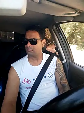 hecwil8 online show from 19, 12, 2025