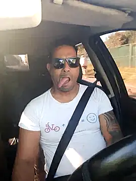 hecwil8 online show from 13, 11, 2025