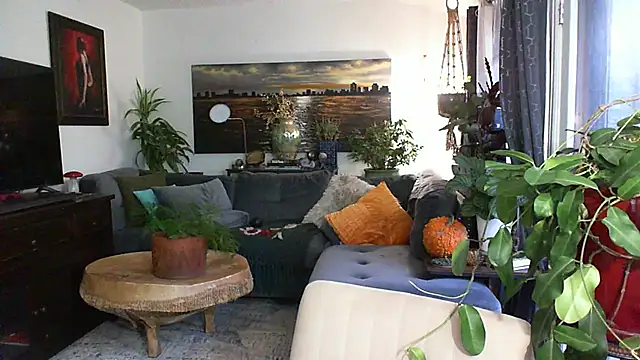 CeceilaMoon online show from 21, 11, 2025