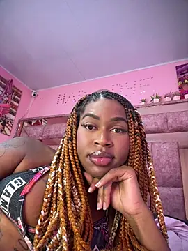 shenielxx online show from 23, 6, 2026