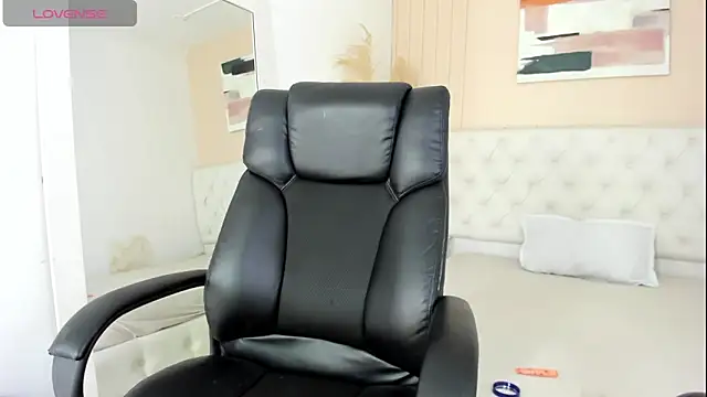 Snapshot of shenielxx chatting on 25, 9, 2025 shenielxx online show from 25, 9, 2025