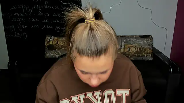 IsabellaBler online show from 27, 11, 2025