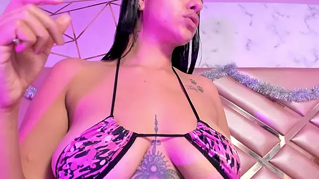 KendallFox1 online show from 27, 12, 2024