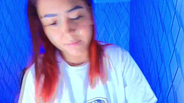 NicolleTaylor online show from 16, 11, 2025