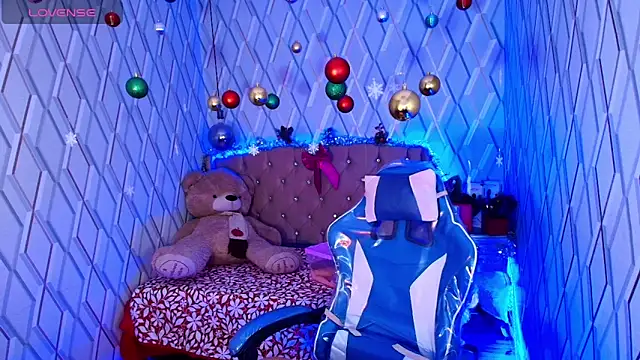 NicolleTaylor online show from 17, 12, 2025