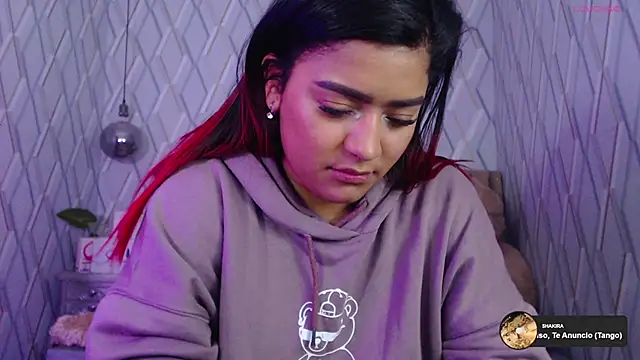 NicolleTaylor online show from 11, 3, 2025