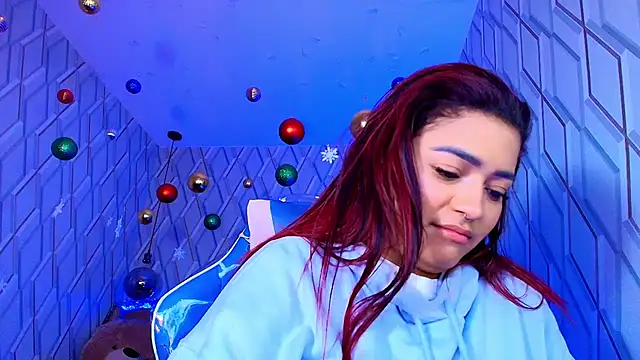 NicolleTaylor online show from 15, 12, 2025