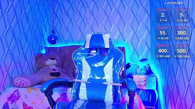 NicolleTaylor online show from 6, 10, 2025