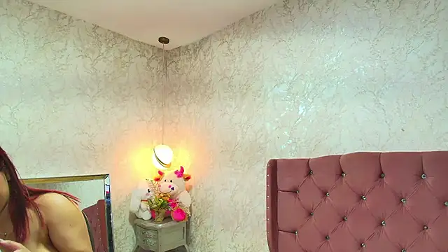 NicolleTaylor online show from 17, 1, 2026