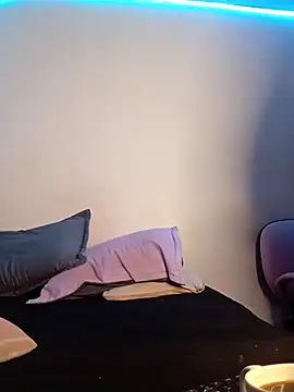 Isabella Du online show from 18, 11, 2025