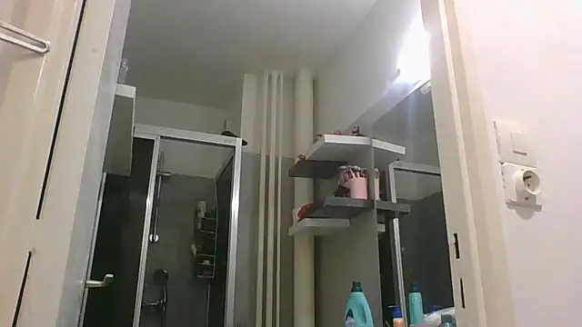 Linaluxa online show from 13, 1, 2026