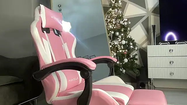 petitebeauty online show from 7, 12, 2024