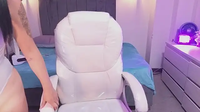 iam sofiia online show from 27, 3, 2026