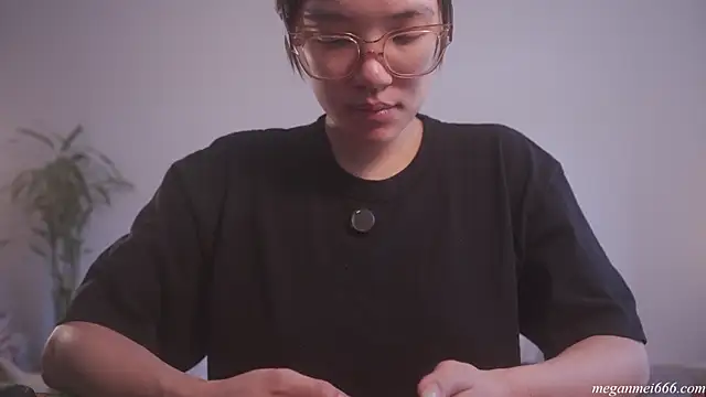 meganmei666 online show from 14, 4, 2026