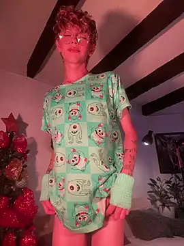 lyamthommpson online show from 4, 12, 2025