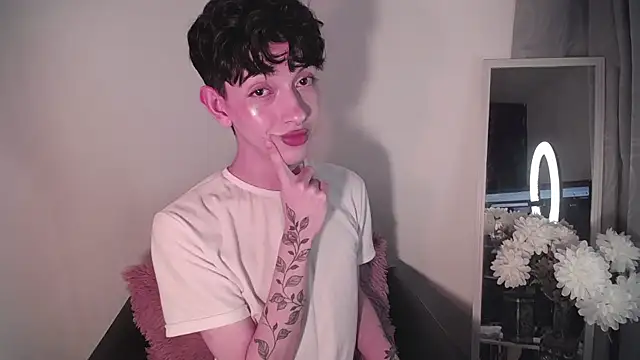 lyamthommpson online show from 8, 2, 2025