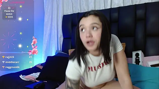 Snapshot of megan_lover chatting on 25, 6, 2026 megan lover online show from 25, 6, 2026