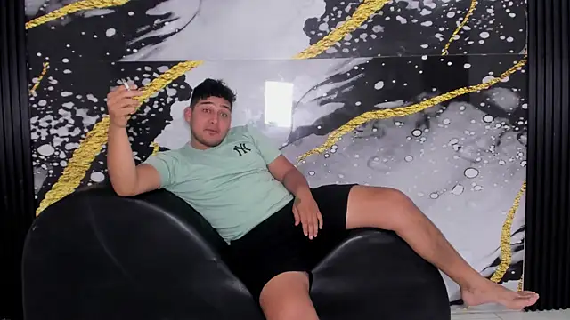 sweethot    online show from 5, 10, 2025