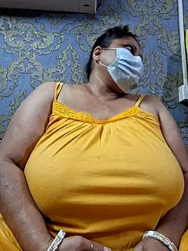 Snapshot of kunjan789 chatting on 22, 9, 2025 kunjan789 online show from 22, 9, 2025