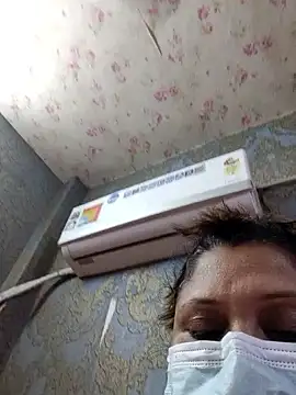 Snapshot of kunjan789 chatting on 26, 11, 2025 kunjan789 online show from 26, 11, 2025