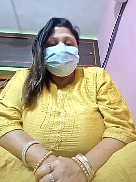 Snapshot of kunjan789 chatting on 1, 3, 2025 kunjan789 online show from 1, 3, 2025