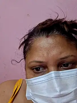 Snapshot of kunjan789 chatting on 17, 10, 2025 kunjan789 online show from 17, 10, 2025