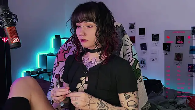 deadlysweet online show from 27, 9, 2025