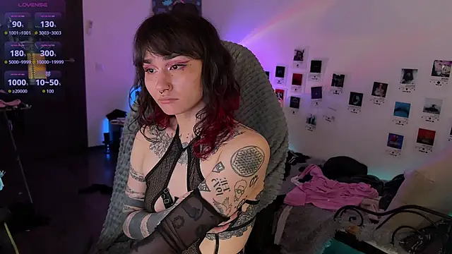 Snapshot of deadlysweet chatting on 1, 7, 2026 deadlysweet online show from 1, 7, 2026