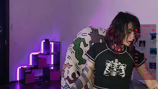 deadlysweet online show from 8, 10, 2025