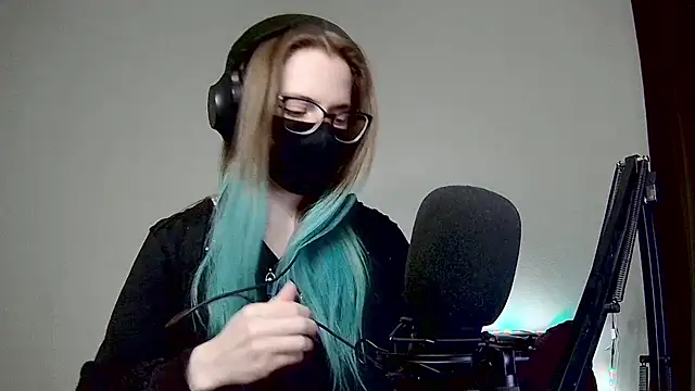 amber candyfloss online show from 30, 1, 2025