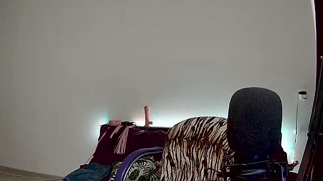 amber candyfloss online show from 12, 3, 2025