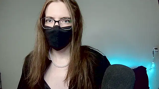 amber candyfloss online show from 3, 5, 2026