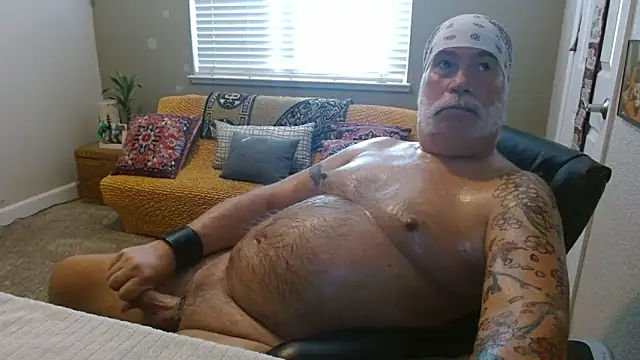 musclebearnips online show from 29, 10, 2025