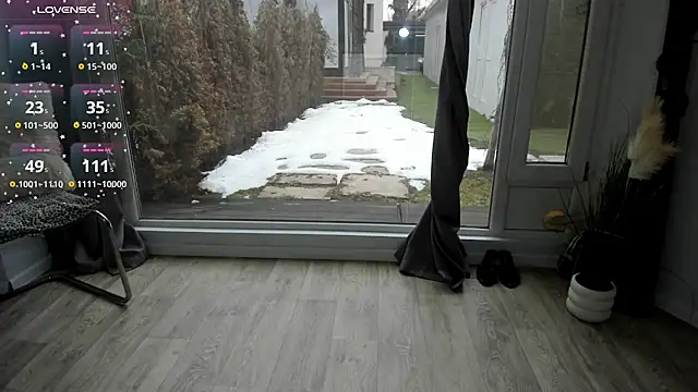 Selena Reeves online show from 28, 2, 2025