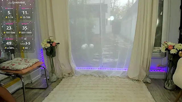 Selena Reeves online show from 5, 11, 2025