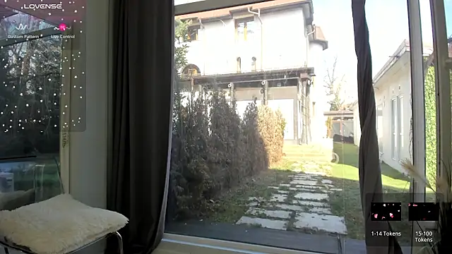 Selena Reeves online show from 7, 3, 2025