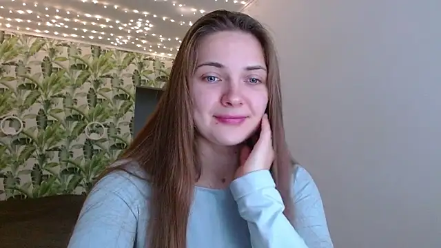 Olivia shine online show from 23, 10, 2025