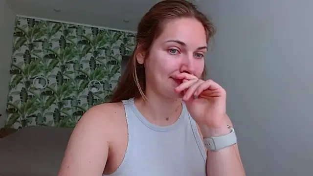 Olivia shine online show from 28, 9, 2025