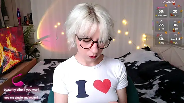  Moonlight t online show from 24, 11, 2025