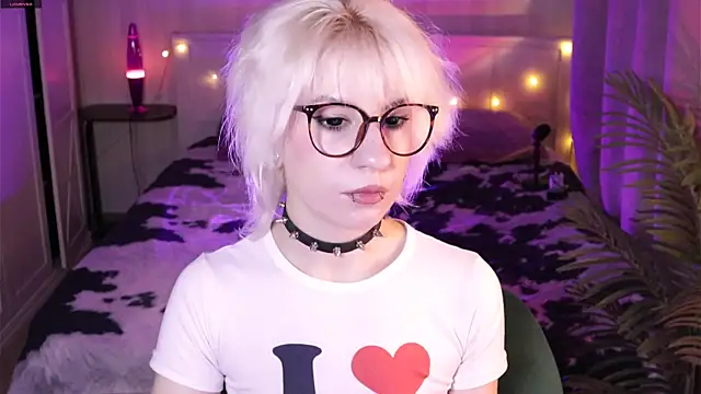 Snapshot of _Moonlight_t chatting on 2, 3, 2026 Moonlight t online show from 2, 3, 2026