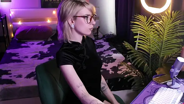  Moonlight t online show from 12, 4, 2026