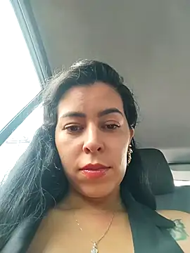 Snapshot of Emily_Wane chatting on 22, 4, 2026 Emily Wane online show from 22, 4, 2026