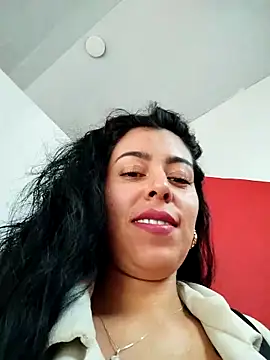Snapshot of Emily_Wane chatting on 20, 4, 2026 Emily Wane online show from 20, 4, 2026